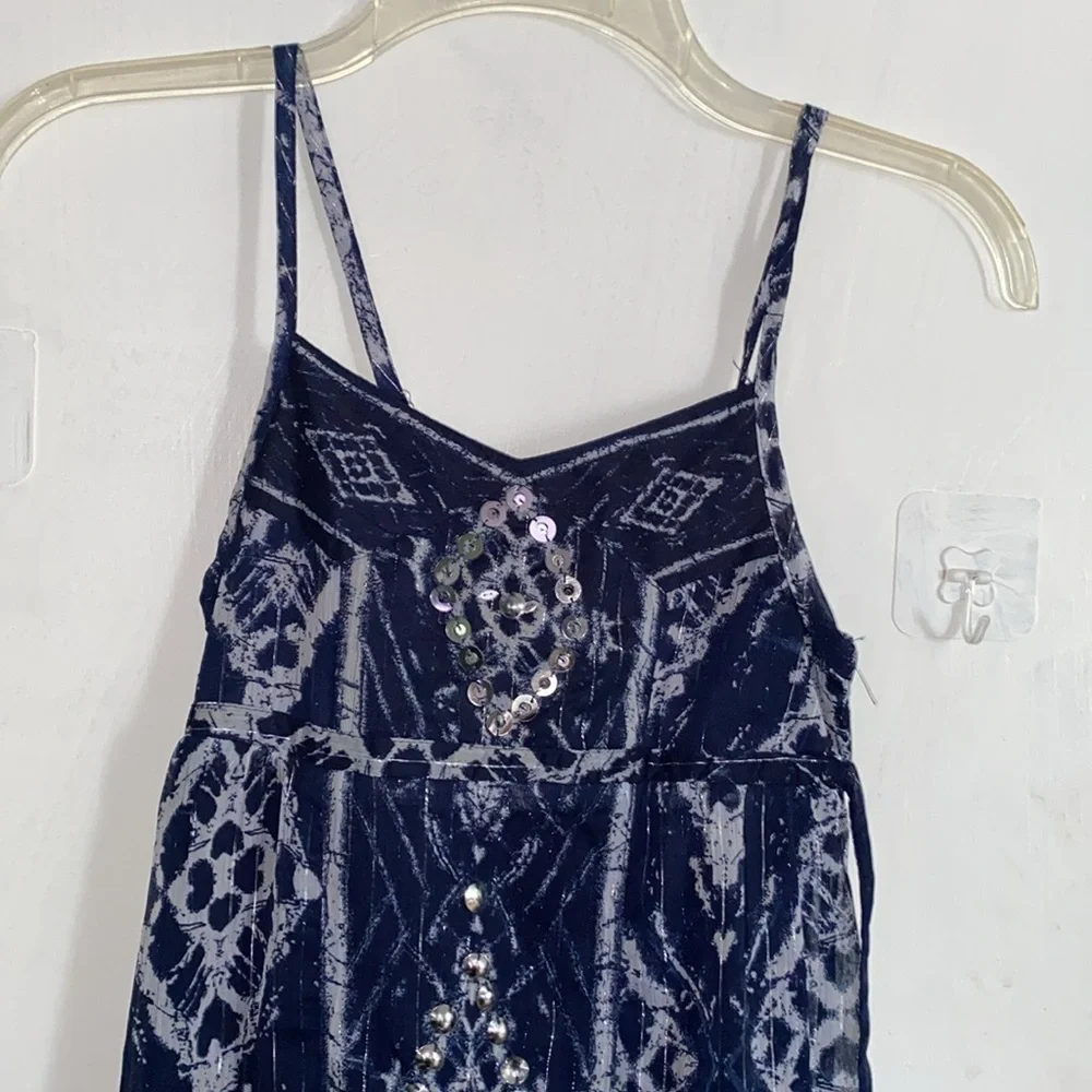 Dress - Picture 2 of 5